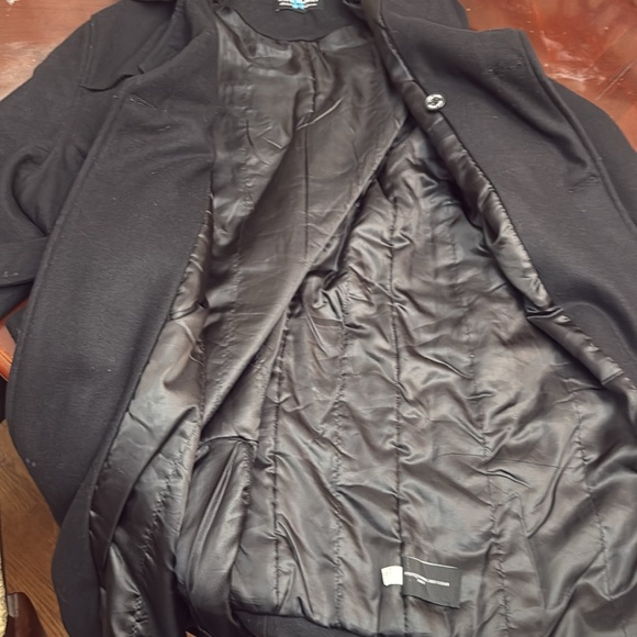 Black Wool Steve Harvey Dress coat.  Nice.  With belt. - Picture 3 of 5